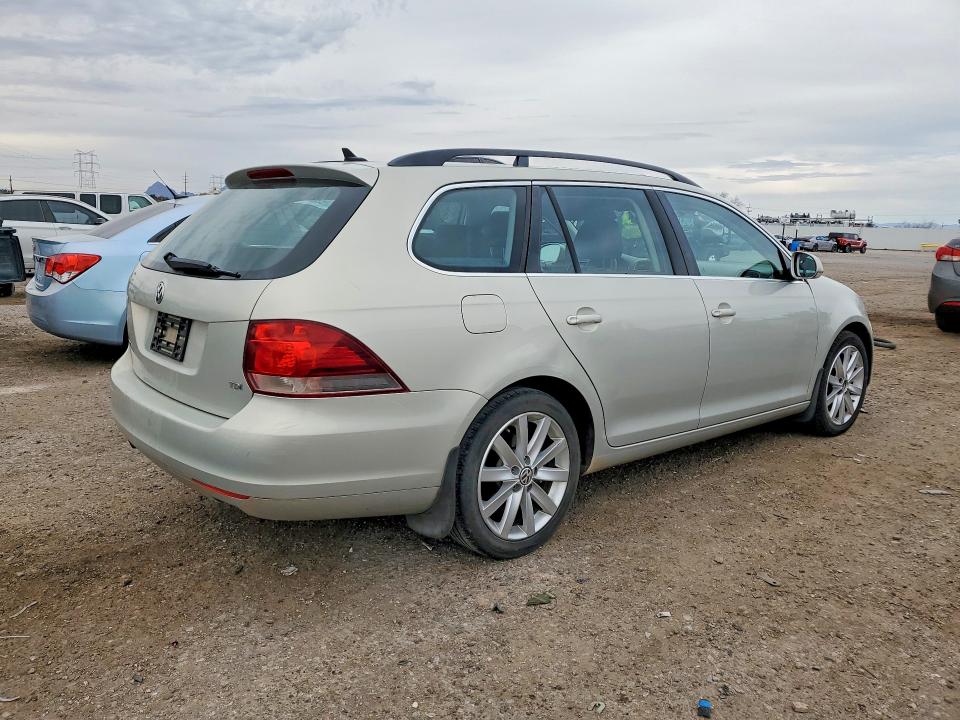 Photo 3 from auction – 2011 VOLKSWAGEN JETTA with VIN 3VWPL7AJ3BM704096