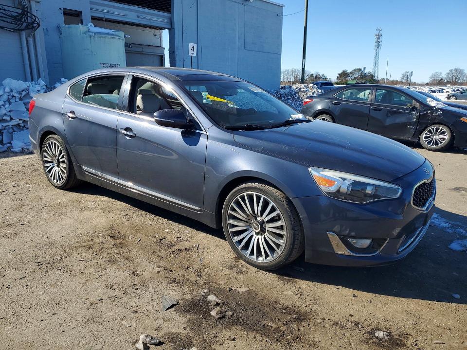 Photo 4 from auction – 2014 KIA CADENZA PR with VIN KNALN4D79E5137328