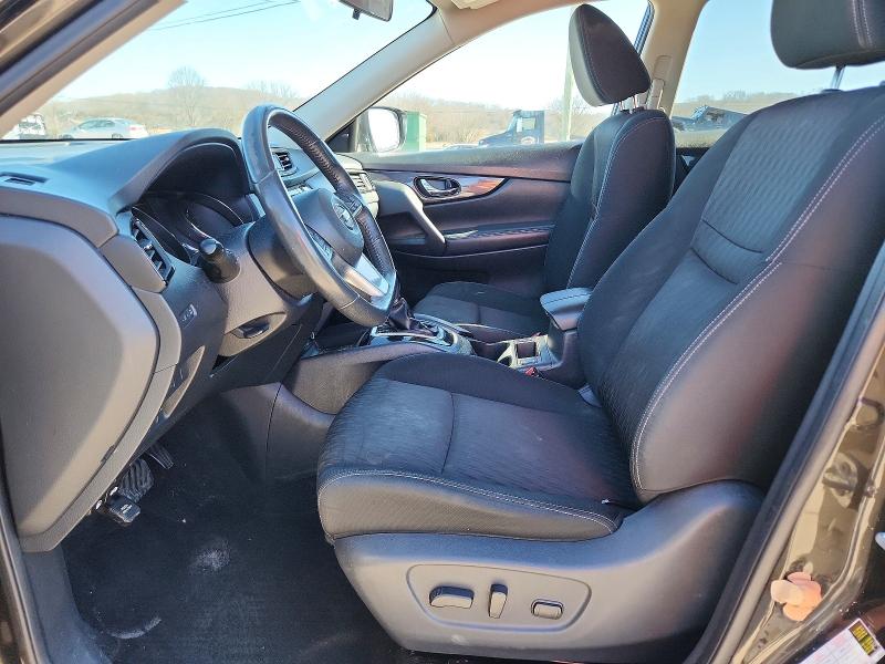 Photo 7 from auction – 2017 NISSAN ROGUE S with VIN KNMAT2MT1HP560396