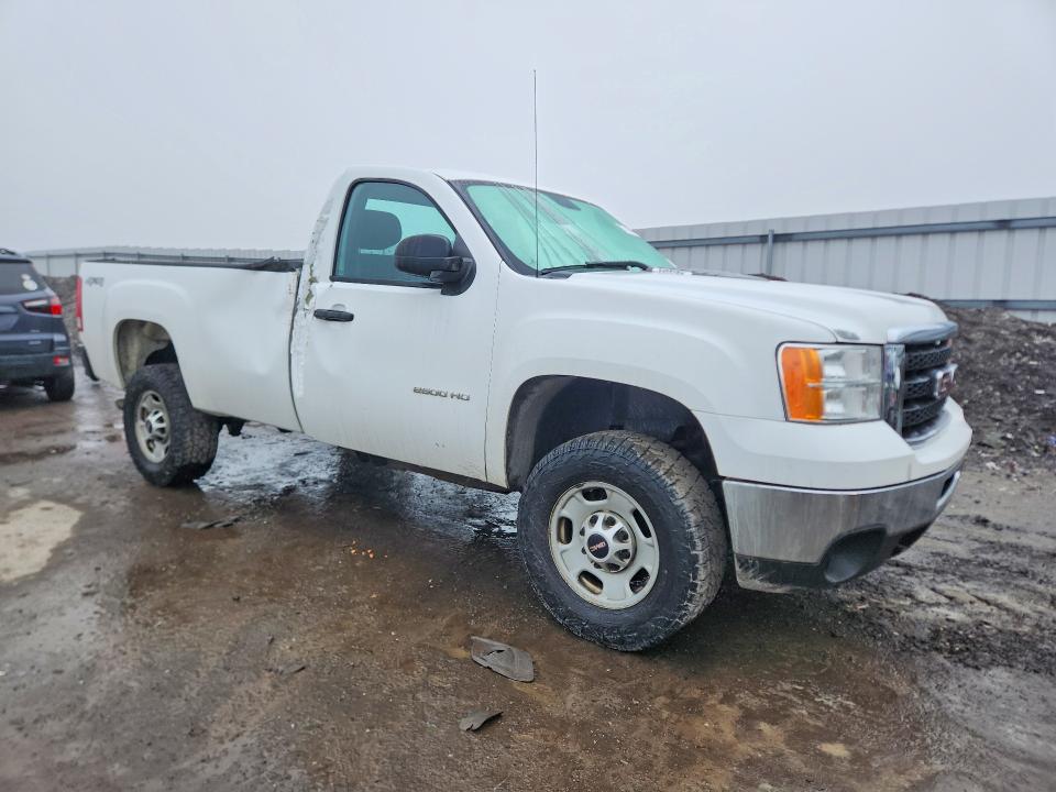 Photo 4 from auction – 2014 GMC SIERRA with VIN 1GT02ZCG6EF117674