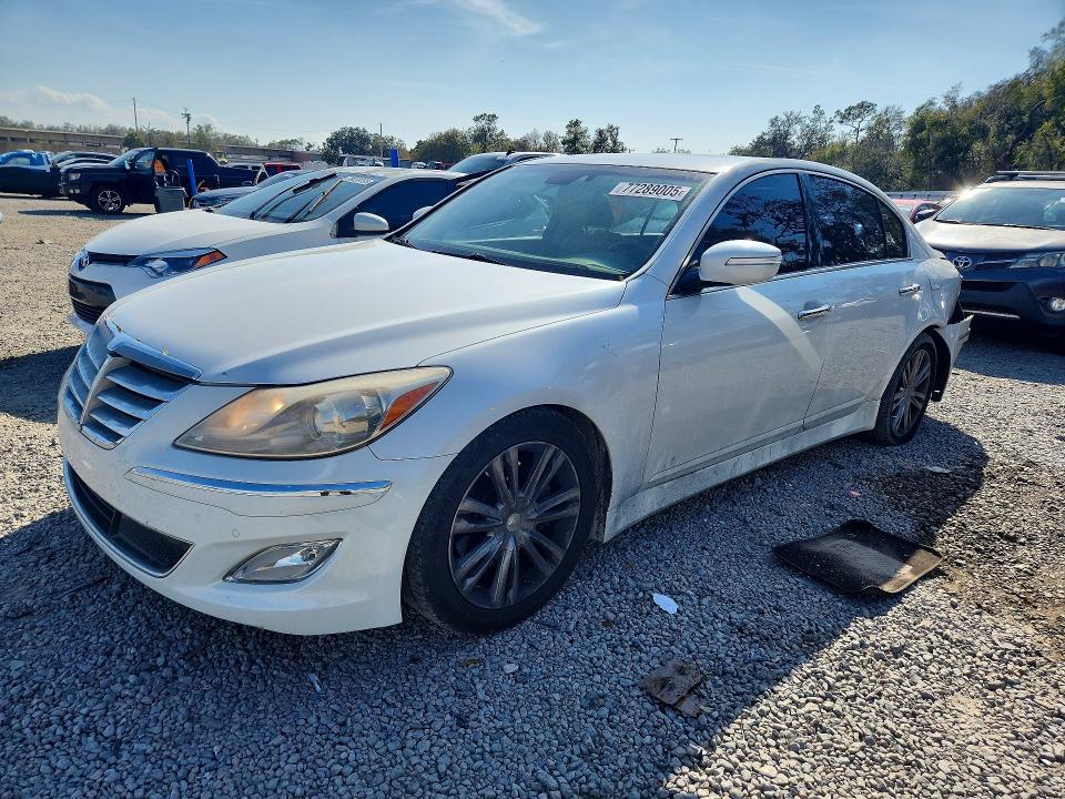 HYUNDAI GENESIS 2013 with VIN KMHGC4DDXDU242802 - Photo from auction