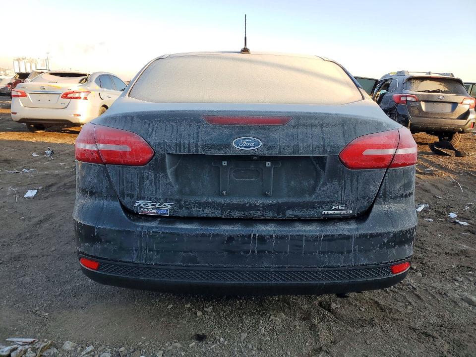 Photo 6 from auction – 2015 FORD FOCUS with VIN 1FADP3F2XFL366696
