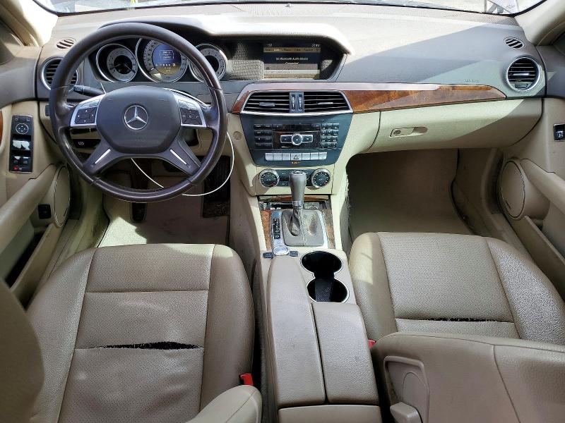 Photo 8 from auction – 2012 MERCEDES-BENZ C 300 4MAT with VIN WDDGF8BB7CA653889