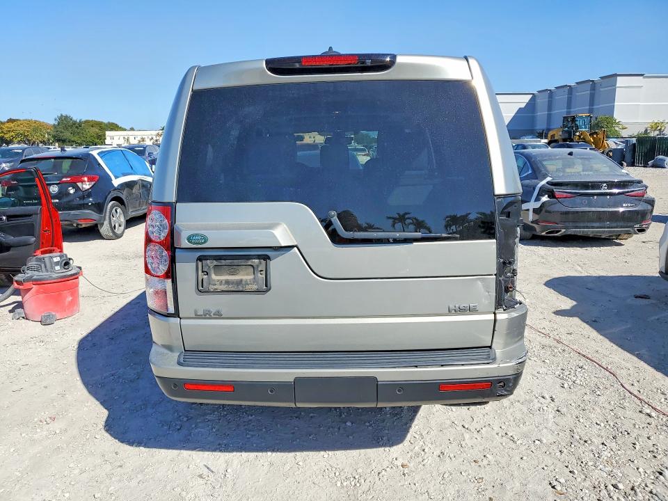 Photo 6 from auction – 2012 LAND ROVER LR4 HSE LU with VIN SALAK2D49CA627861