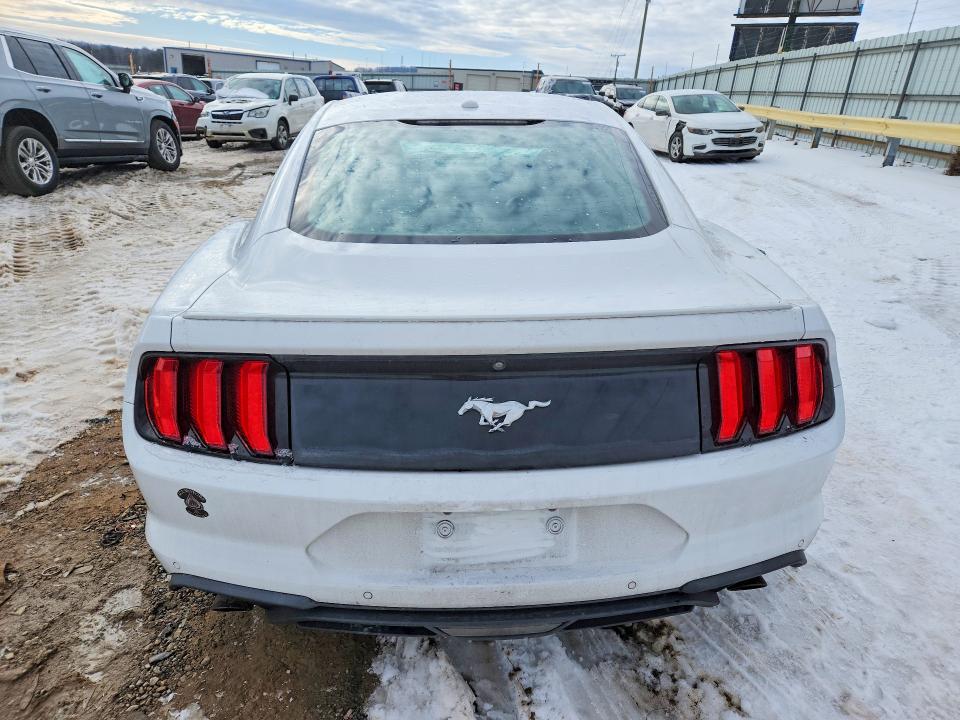 Photo 6 from auction – 2018 FORD MUSTANG with VIN 1FA6P8TH0J5161562