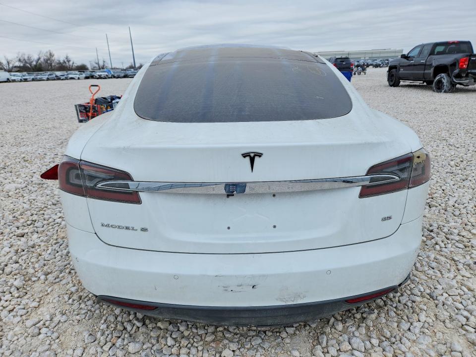 Photo 6 from auction – 2014 TESLA MODEL S with VIN 5YJSA1H11EFP61721