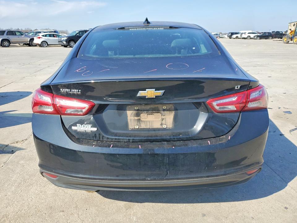 Photo 6 from auction – 2021 CHEVROLET MALIBU with VIN 1G1ZD5ST0MF076281
