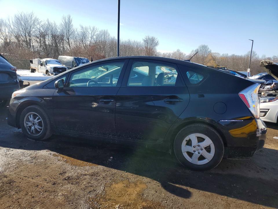 Photo 2 from auction – 2010 TOYOTA PRIUS with VIN JTDKN3DUXA1269126