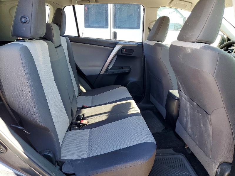 Photo 11 from auction – 2015 TOYOTA RAV4 LE with VIN JTMBFREV0FD148148