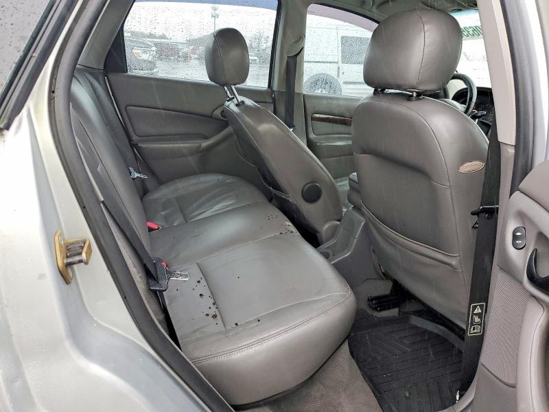 Photo 10 from auction – 2001 FORD FOCUS with VIN 1FAHP38341W346751