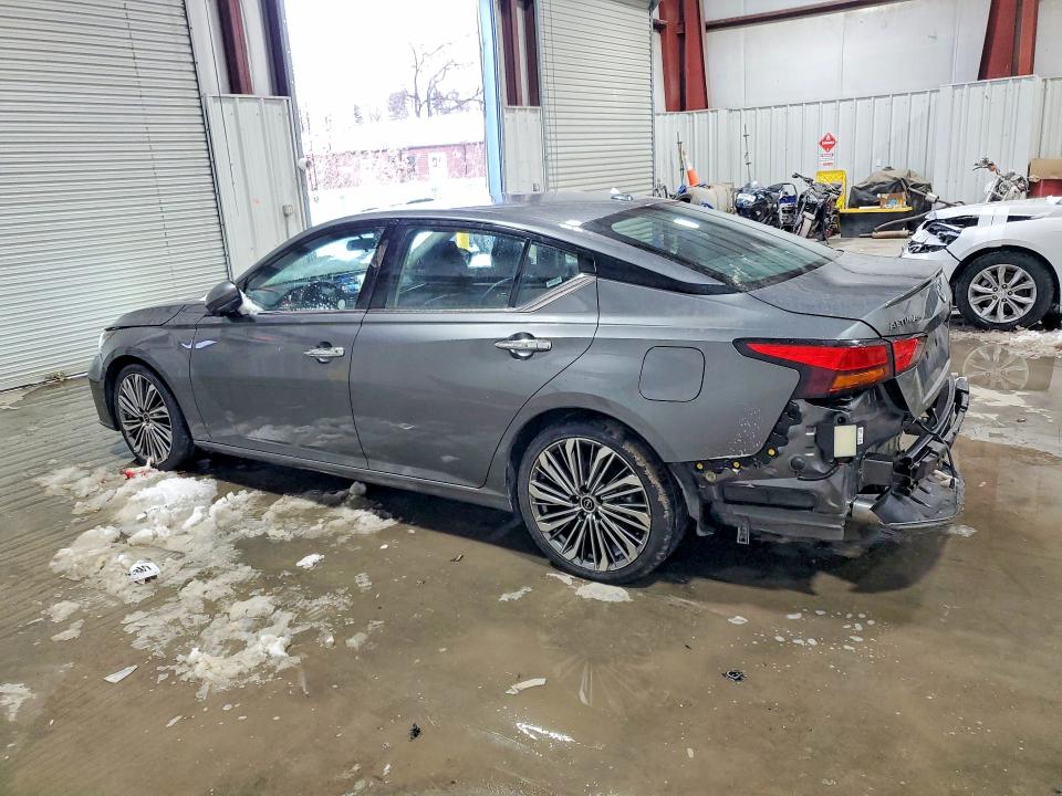 Zdjęcie 2 z aukcji – 2023 NISSAN ALTIMA SL z VIN 1N4BL4EV2PN385494