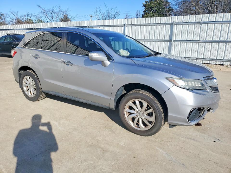 Photo 4 from auction – 2017 ACURA RDX with VIN 5J8TB3H32HL024481