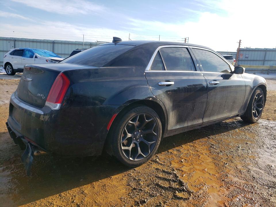 Photo 3 from auction – 2019 CHRYSLER 300C with VIN 2C3CCAPT2KH505552