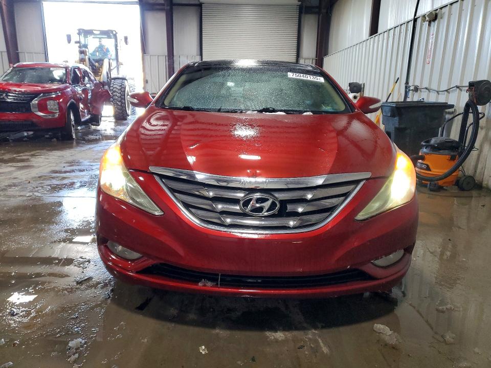 Photo 5 from auction – 2012 HYUNDAI SONATA SE with VIN 5NPEC4AB5CH391660