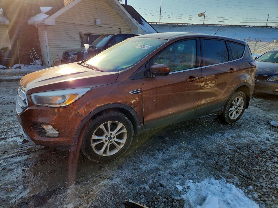 FORD ESCAPE 2017 with VIN 1FMCU9GD9HUA21606 - Photo from auction