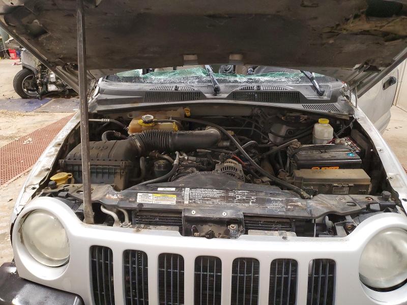 Photo 12 from auction – 2004 JEEP LIBERTY with VIN 1J4GL58K24W172780