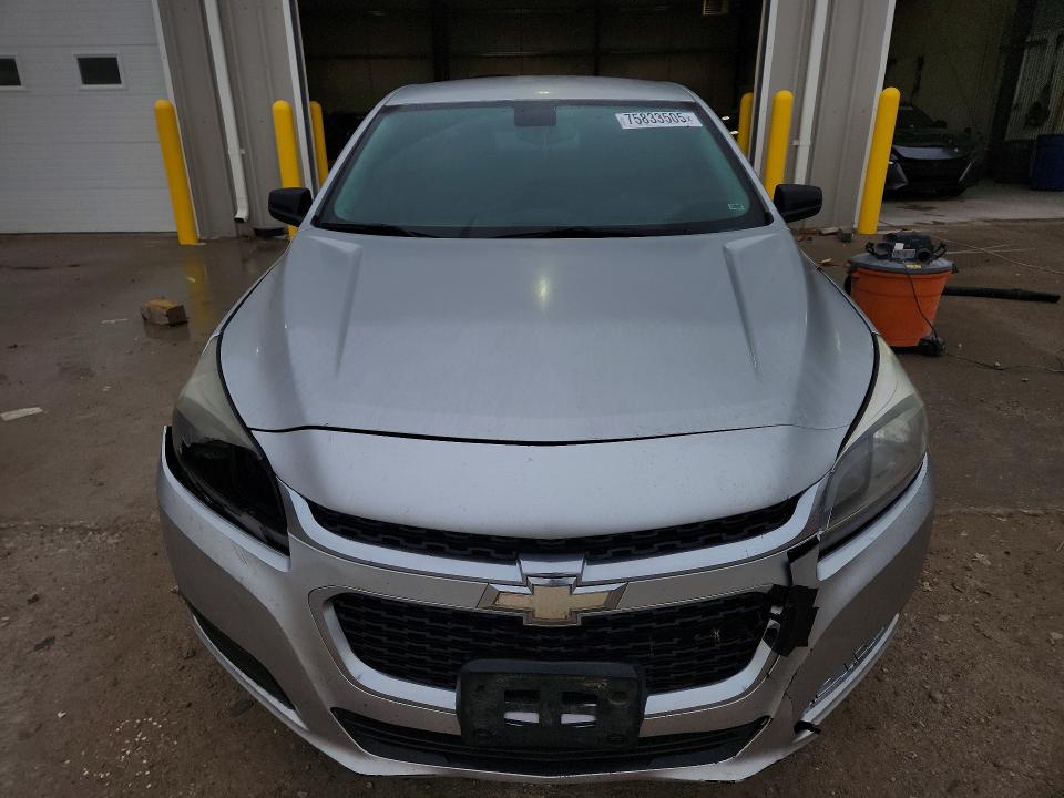 Photo 5 from auction – 2015 CHEVROLET MALIBU with VIN 1G11B5SLXFF316507