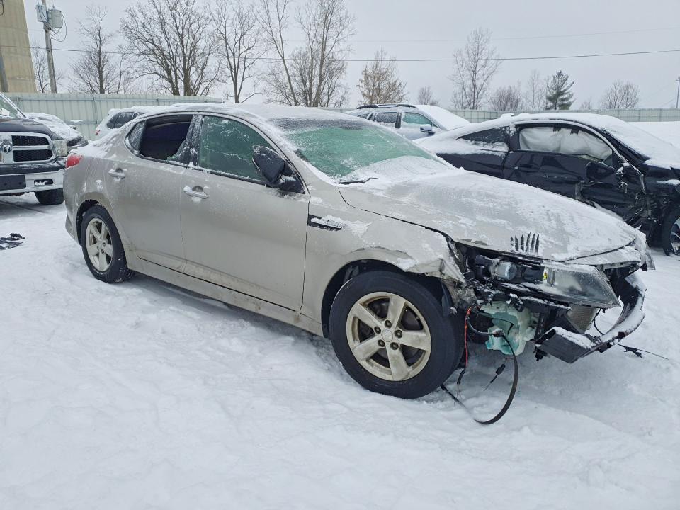 Photo 4 from auction – 2015 KIA OPTIMA with VIN KNAGM4A70F5555982