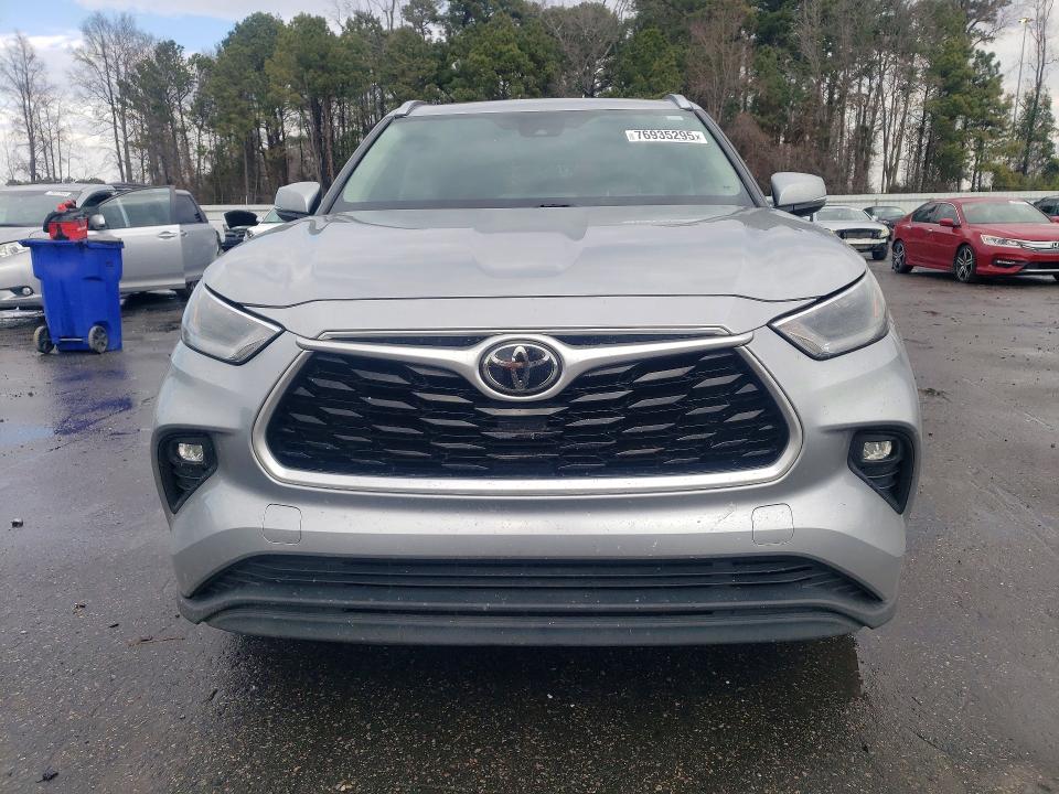 Photo 5 from auction – 2021 TOYOTA HIGHLANDER with VIN 5TDGZRAH1MS051507