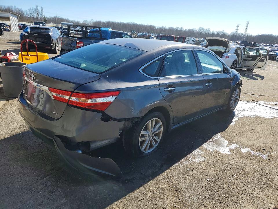Photo 3 from auction – 2014 TOYOTA AVALON BAS with VIN 4T1BK1EB6EU111294