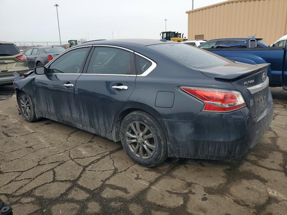 Zdjęcie 2 z aukcji – 2015 NISSAN ALTIMA z VIN 1N4AL3AP0FC442296