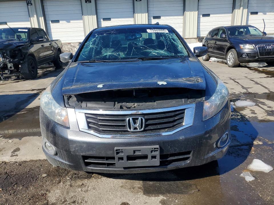 Photo 5 from auction – 2010 HONDA ACCORD with VIN 1HGCP2F8XAA054209