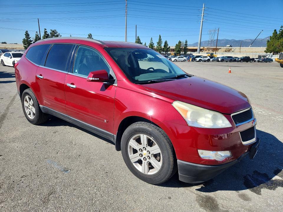 Photo 4 from auction – 2010 CHEVROLET TRAVERSE L with VIN 1GNLRFED8AS146659