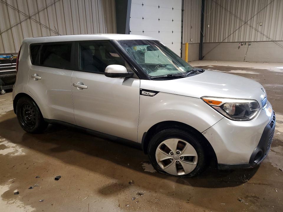 Photo 4 from auction – 2016 KIA SOUL with VIN KNDJN2A2XG7849166