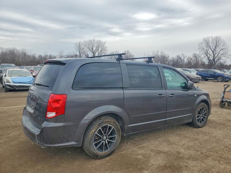 Photo 3 from auction – 2014 DODGE GRAND CARAVAN with VIN 2C4RDGCG1ER476820
