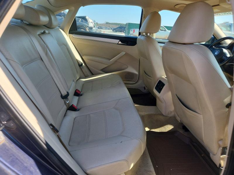 Photo 10 from auction – 2013 VOLKSWAGEN PASSAT with VIN 1VWBN7A35DC110328