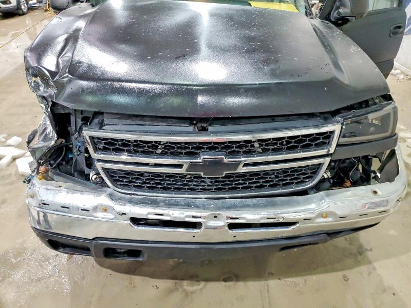 Photo 11 from auction – 2007 CHEVROLET SILVERADO with VIN 1GCEC19ZX7Z200166