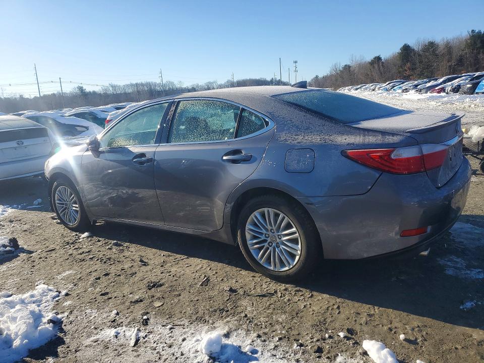 Zdjęcie 2 z aukcji – 2015 LEXUS ES 350 z VIN JTHBK1GG3F2196720