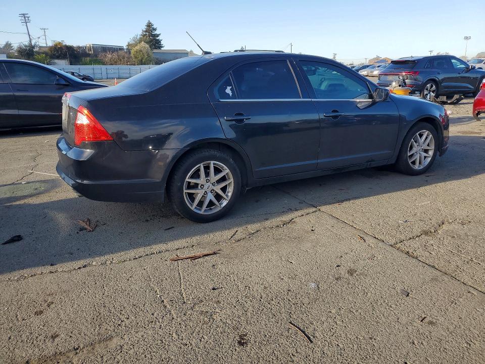 Photo 3 from auction – 2012 FORD FUSION with VIN 3FAHP0JA6CR239360