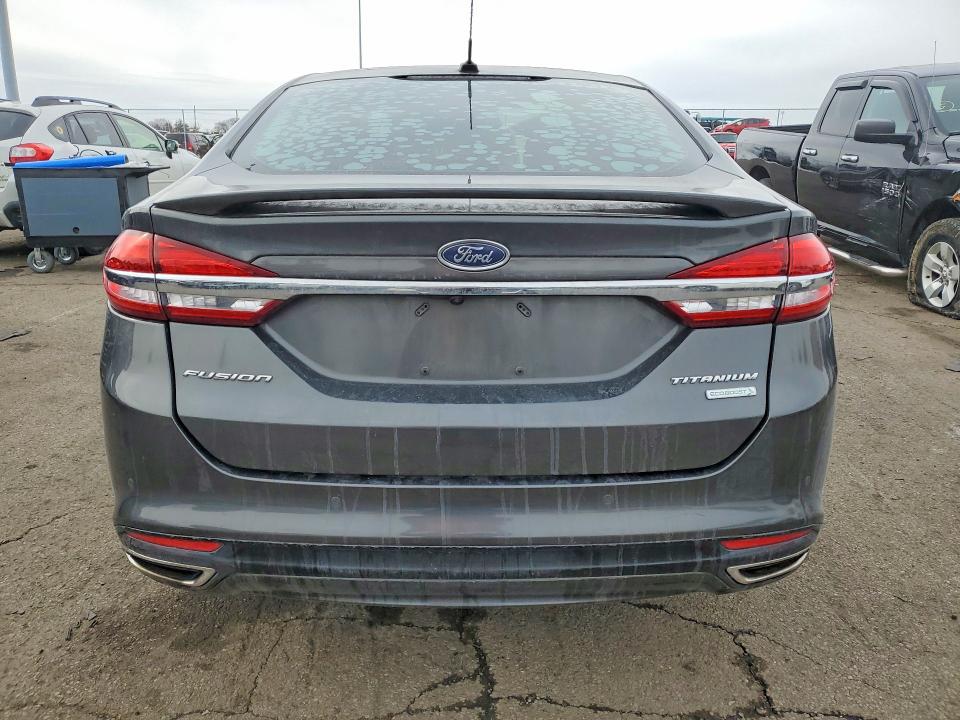 Photo 6 from auction – 2017 FORD FUSION with VIN 3FA6P0K95HR210984