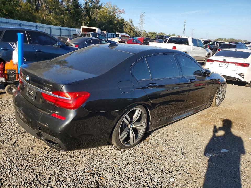 Photo 3 from auction – 2016 BMW 750 I with VIN WBA7F0C55GGL99569