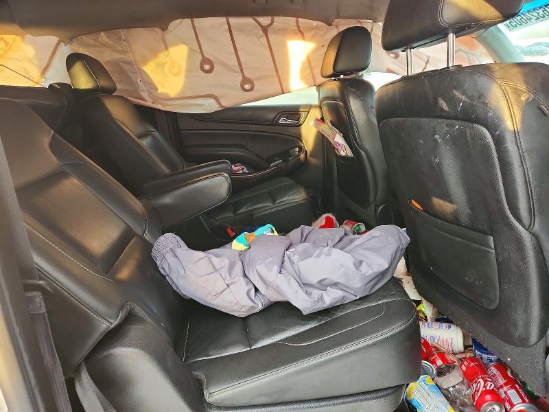 Photo 10 from auction – 2015 CHEVROLET SUBURBAN with VIN 1GNSKJKC6FR528010