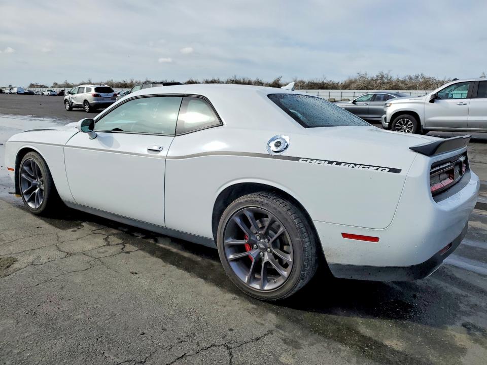 Photo 2 from auction – 2023 DODGE CHALLENGER with VIN 2C3CDZJGXPH594138