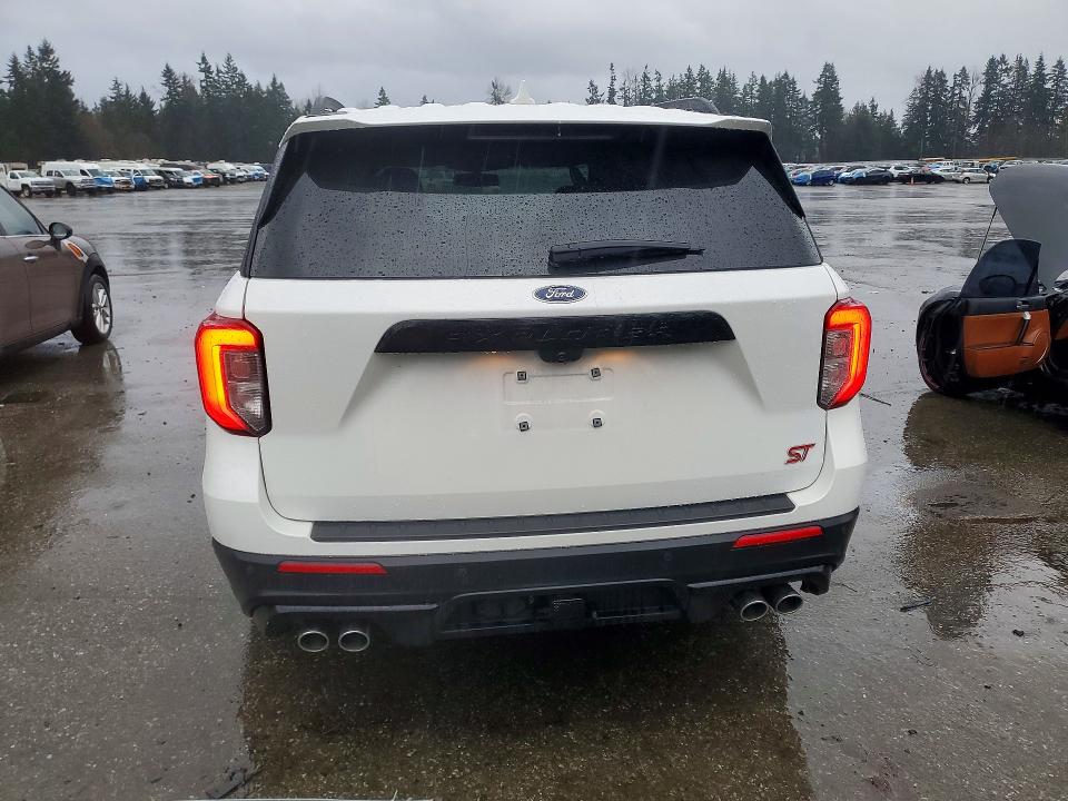 Photo 6 from auction – 2023 FORD EXPLORER with VIN 1FM5K8GC6PGA74602