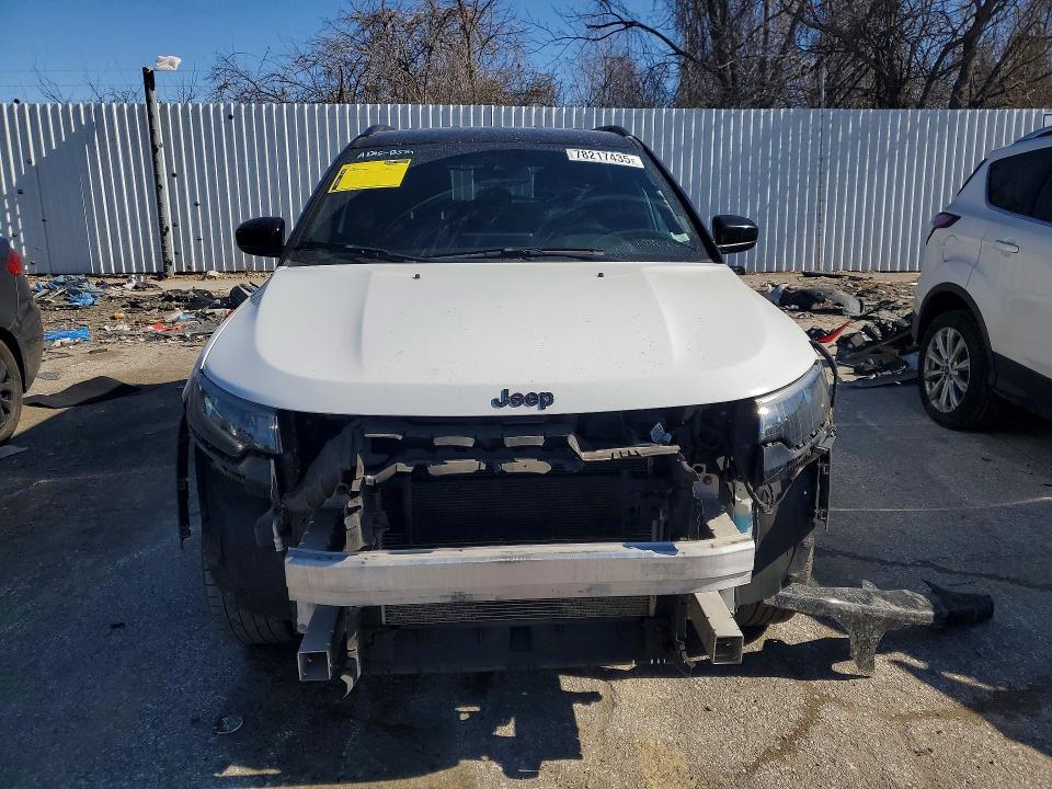 Photo 5 from auction – 2022 JEEP COMPASS with VIN 3C4NJDBB1NT198834