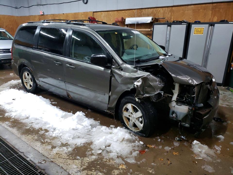 Photo 4 from auction – 2010 DODGE GRAND CARAVAN with VIN 2D4RN3D17AR331942