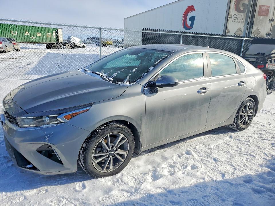 KIA FORTE 2022 with VIN 3KPF34AD6NE511575 - Photo from auction