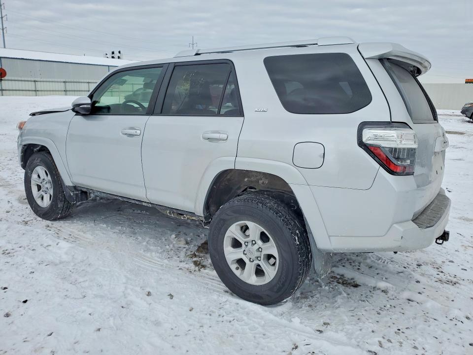 Photo 2 from auction – 2016 TOYOTA 4RUNNER with VIN JTEBU5JR2G5373878