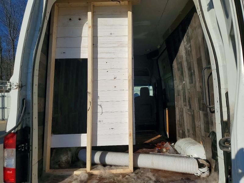 Photo 10 from auction – 2014 NISSAN NV with VIN 1N6BF0LYXEN100963