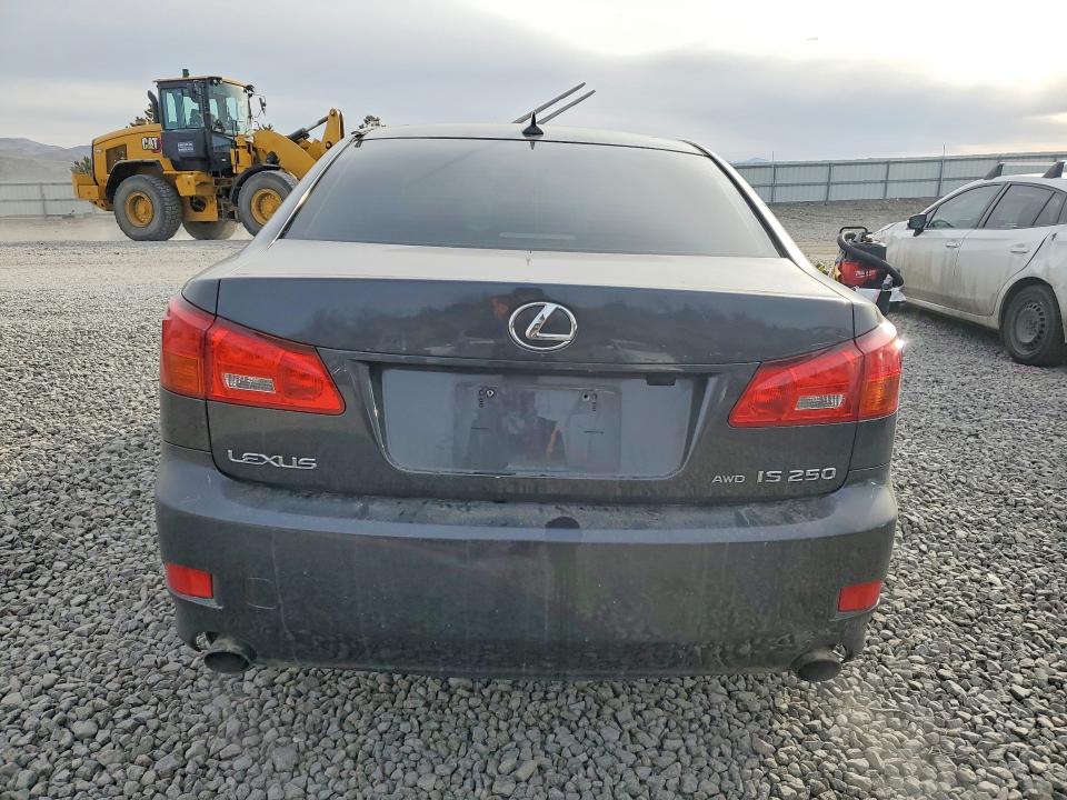 Photo 6 from auction – 2007 LEXUS IS 250 with VIN JTHCK262572012671