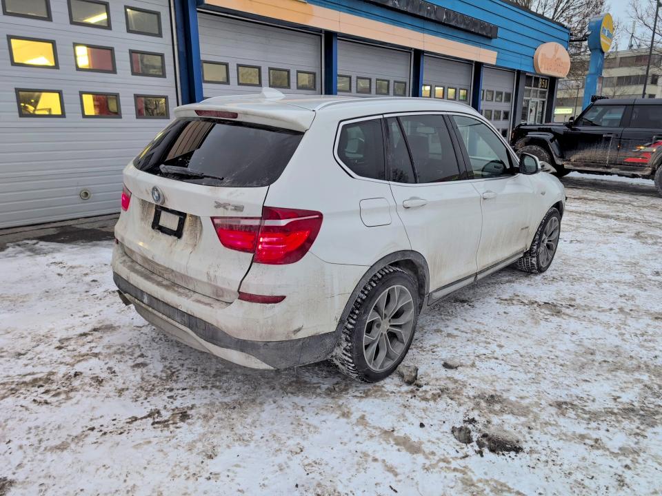 Photo 4 from auction – 2017 BMW X3 XDRIVE2 with VIN 5UXWX9C32H0T21872