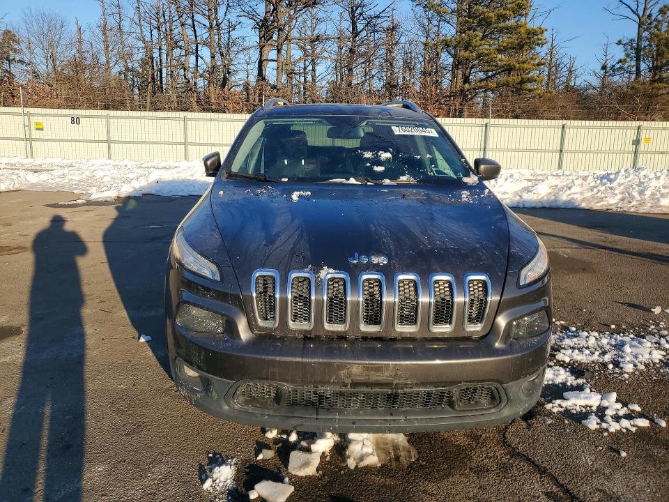 Photo 5 from auction – 2016 JEEP CHEROKEE with VIN 1C4PJMCBXGW183205