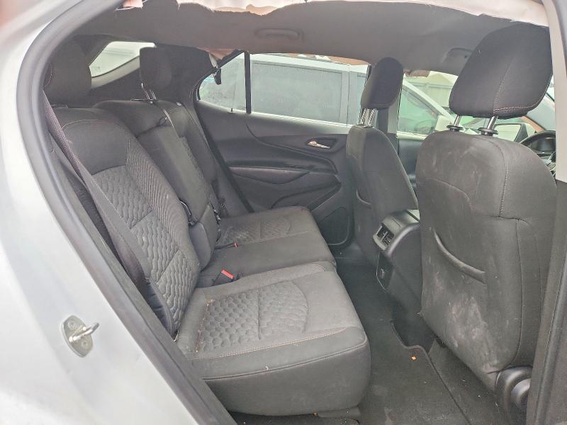 Photo 11 from auction – 2018 CHEVROLET EQUINOX with VIN 3GNAXJEV0JS618947