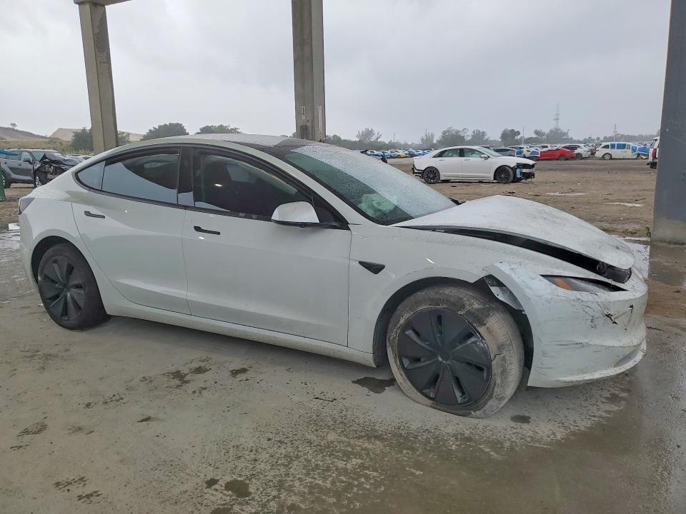 Photo 4 from auction – 2025 TESLA MODEL 3 with VIN 5YJ3E1EA5SF062004