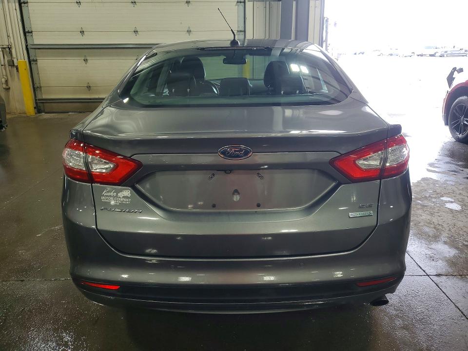 Photo 6 from auction – 2014 FORD FUSION SE with VIN 3FA6P0HD1ER329641
