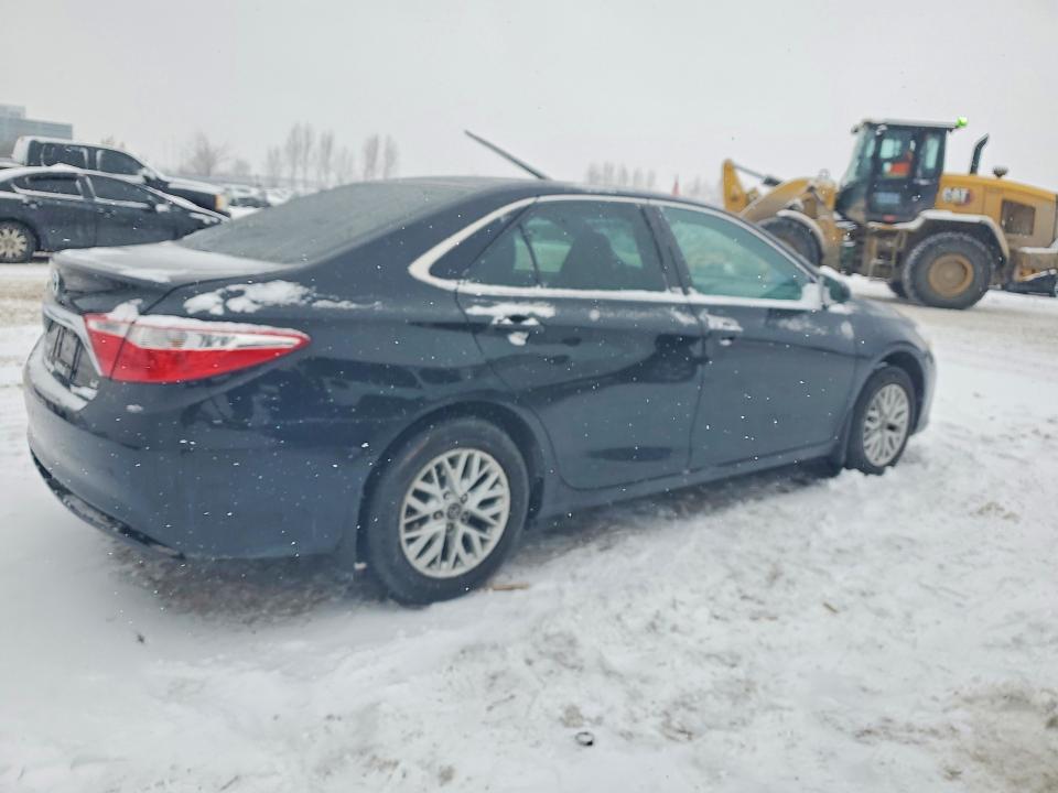 Photo 3 from auction – 2017 TOYOTA CAMRY LE with VIN 4T1BF1FK3HU763104